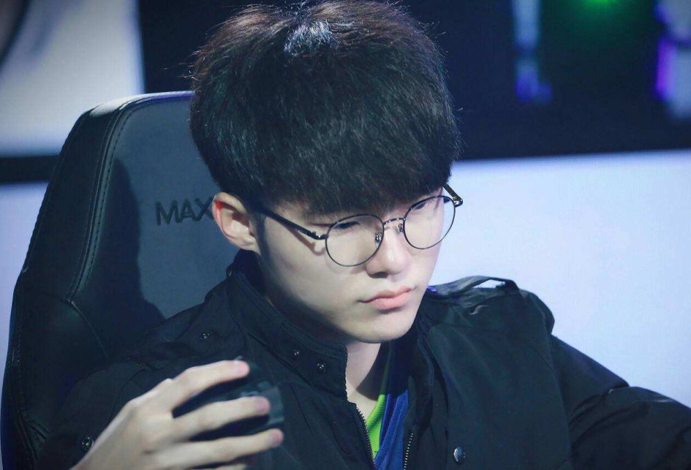 队注入了新 队注入了新