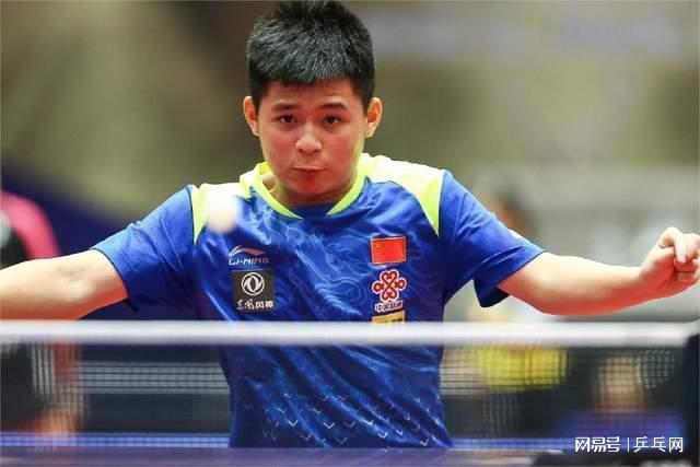 她无畏的突 她无畏的突